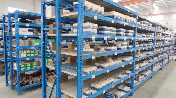 Estantes de almacenamiento industrial pesado pueden ajustarse Estantes de metal Estantes de placa de capa Estantes de almacenamiento de paletas Estante de almacenamiento