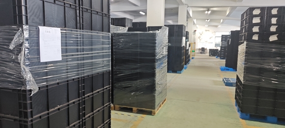 Contenedor de almacenamiento de 400x300 mm ESD acumulable Caja de almacenamiento de plástico industrial caja conductiva